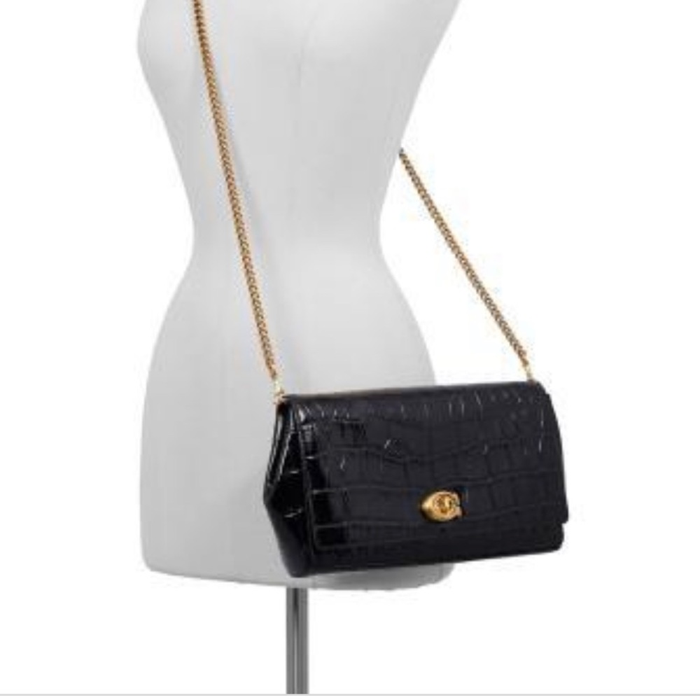 COACH TURNLOCK CLUTCH IN EMBOSSED CROC LEATHER